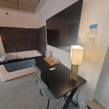 Yalarent Malina Motel In طبريا المظهر الخارجي الصورة