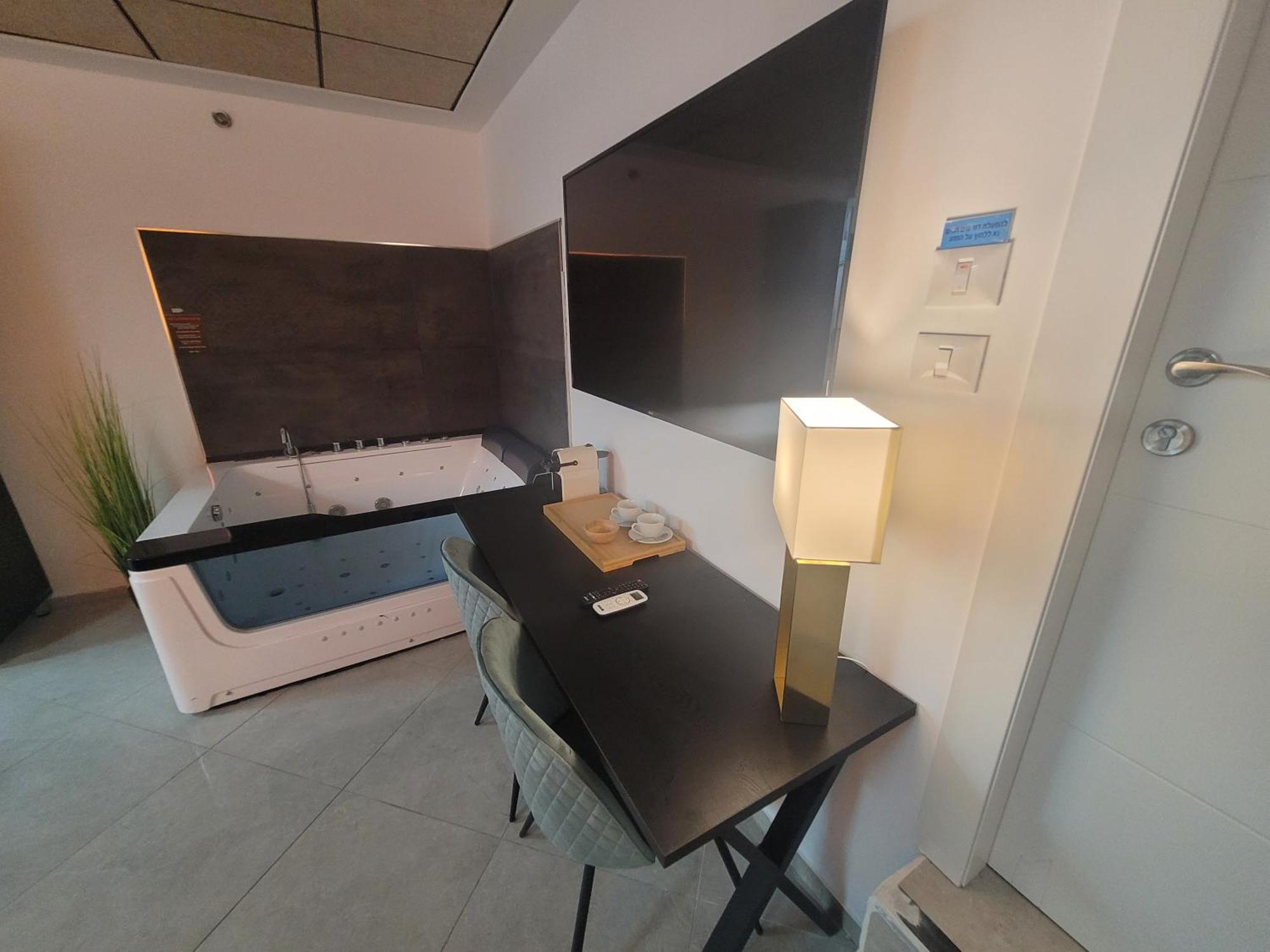 Yalarent Malina Motel In طبريا المظهر الخارجي الصورة